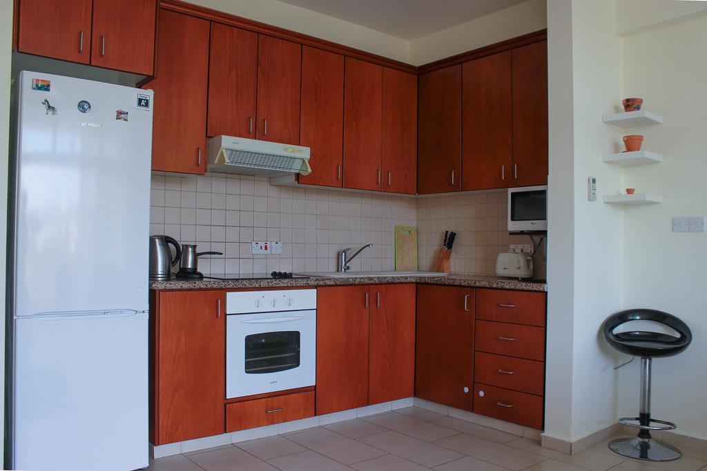 King'S Gardens Apartment 파포스 외부 사진