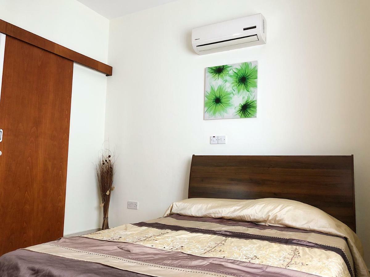 King'S Gardens Apartment 파포스 외부 사진