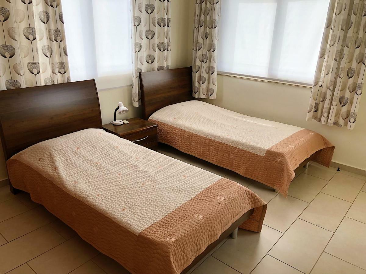 King'S Gardens Apartment 파포스 외부 사진