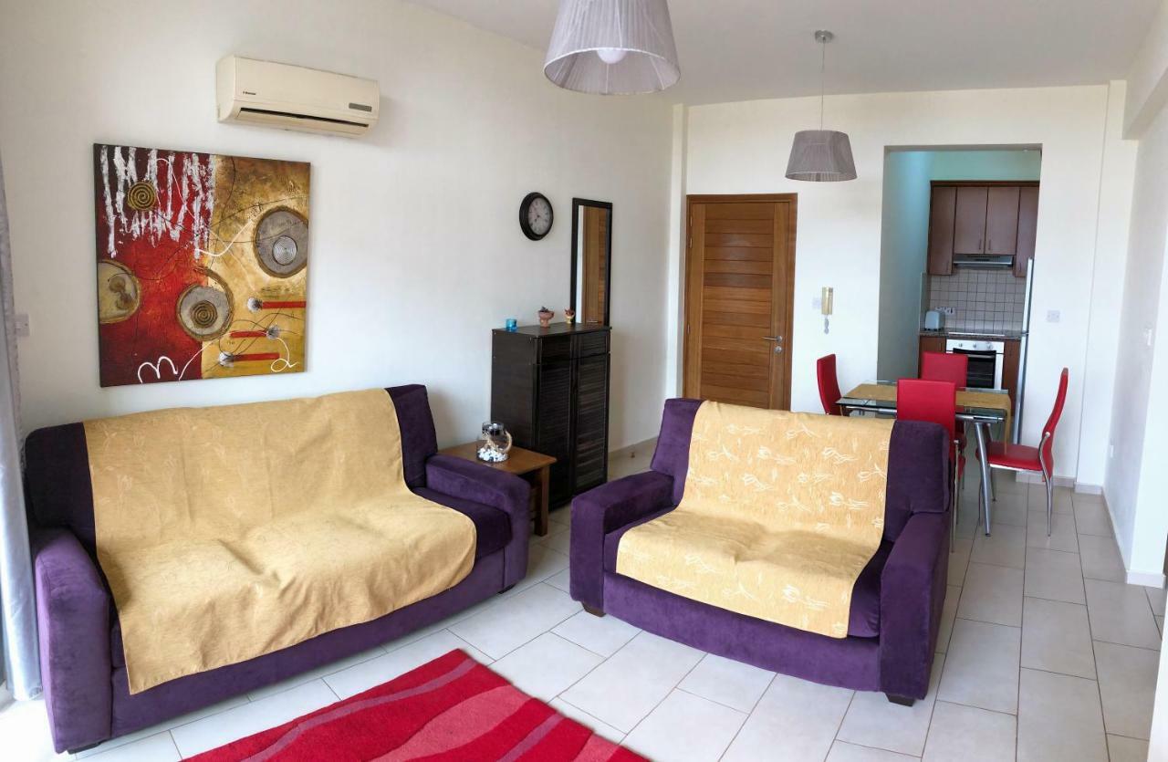 King'S Gardens Apartment 파포스 외부 사진