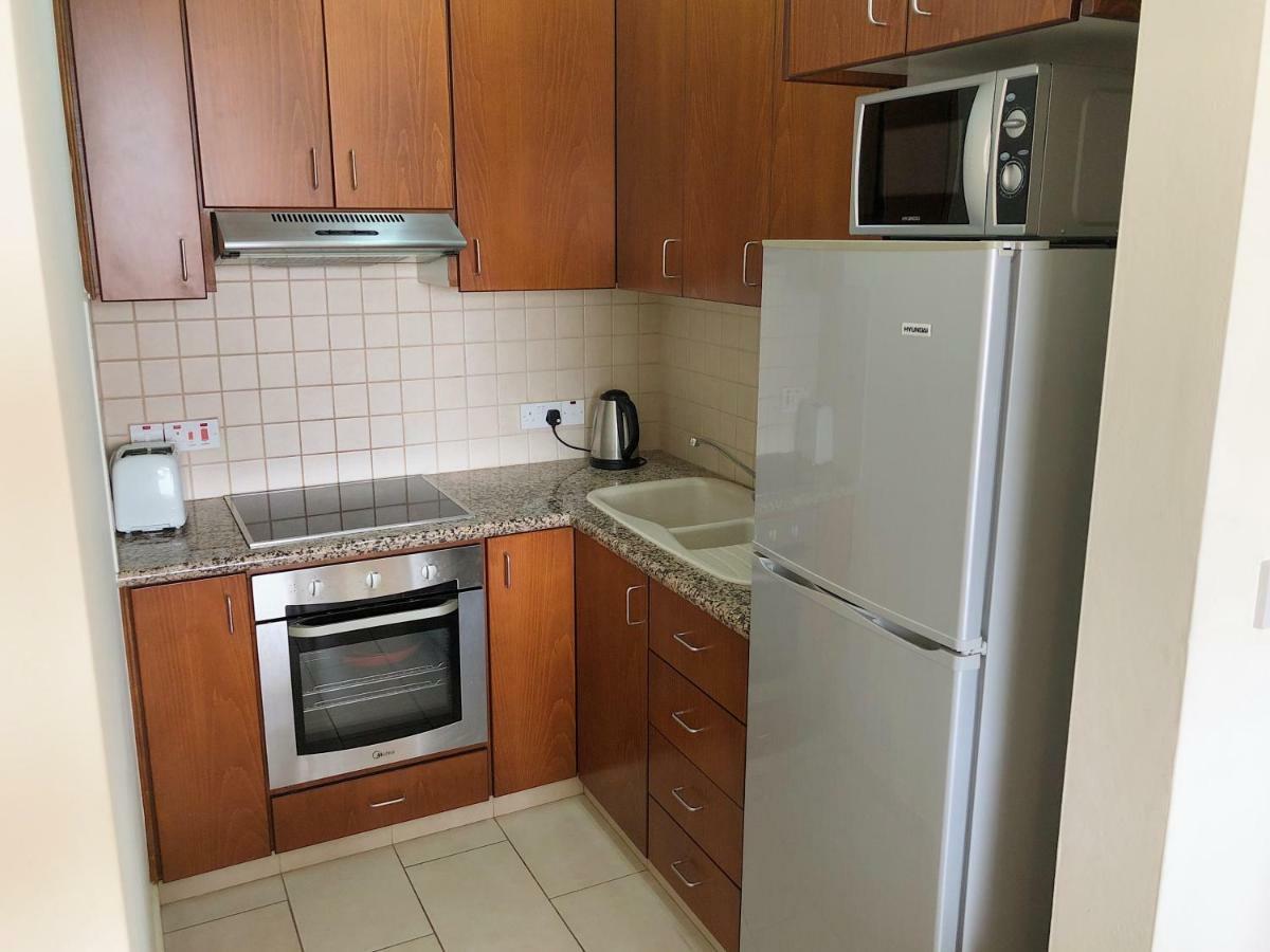 King'S Gardens Apartment 파포스 외부 사진
